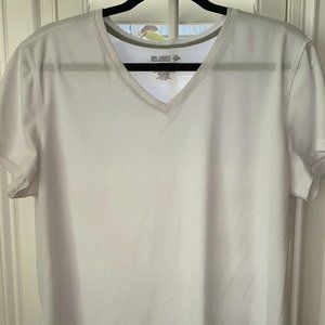 Reel Legends PXL white shirt - cool with v-neckline, short sleeves